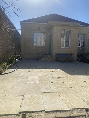 qaxda satilan evler: Binəqədi qəs. 3 otaqlı, 100 kv. m, Orta təmir — 1