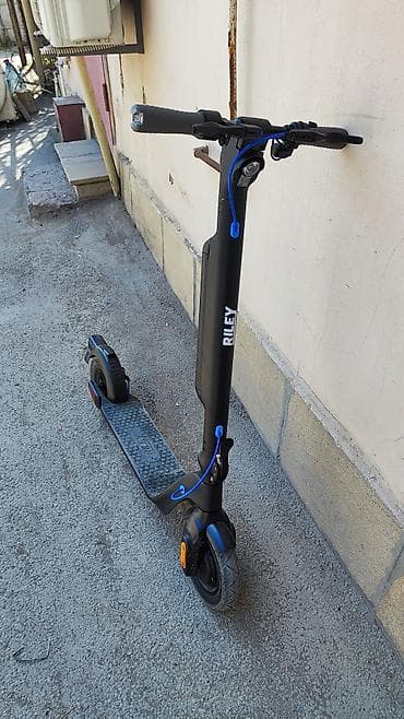 трюкавой самокат: Riley elektrik skuteri - Şəhər içi rahat və səssiz hərəkət üçün — 2