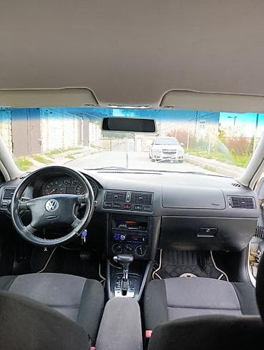 teker 18: Volkswagen Golf: 1.6 l | 2001 il Hetçbek — 10
