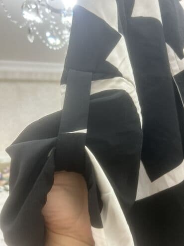 Hicab: ARMANi qadın koyneyi – ölçü L Teze kimidir. - Rəng və naxış — 2