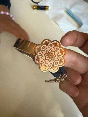 lacoste qolbaq qiymeti: BUTALI brendi orginal qadın bilərziyi - Material: Qızılı rəngli metal — 3