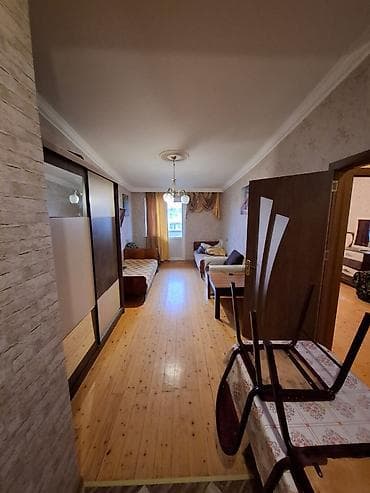 Xırdalanda 3 saylı məktəbin yanında. 13/13. Mansard 2 otaqlı Kirayə