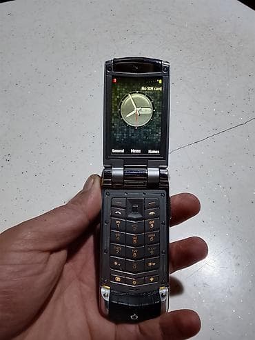 data nomre: Vertu Constellation, rəng - Gümüşü, Düyməli — 2