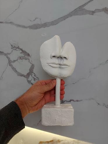 Fiqur, Gips, rəng - Ağ