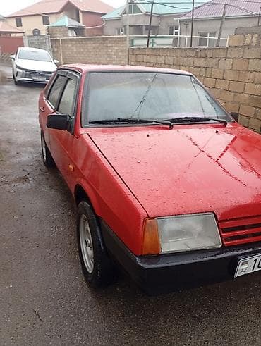 vaz radiator: Lada 21099, qırmızı rəng, sedan korpus. - Mühərrik: benzinli — 1