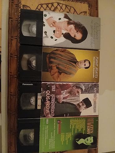 VHS kasetlər toplusu Məzmun: - Aybəniz Haşımova – “Nə gəlməz oldun” -