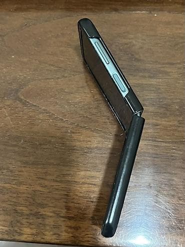 scanner: Samsung Galaxy Z Flip 3 5G, rəng - Yaşıl, Barmaq izi — 2