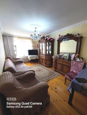 qubada satilan ucuz evler: Bakı, Hövsan qəs., 3 otaqlı, Köhnə tikili, 75 kv. m — 2