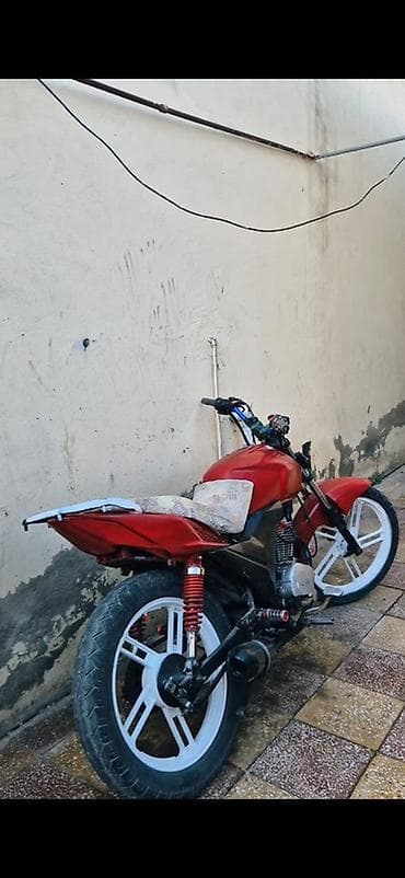 Salam NNB 150 cc di ideal vezyetdedir, prablemi yoxdur, qiymetden 1