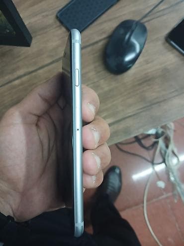 iphone 6 plus ekran: IPhone 6s, Space Gray, Barmaq izi — 4
