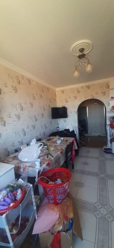 abseron gencler seherciyi evler: Bakı, Bakıxanov qəs., 3 otaqlı, Köhnə tikili, m. Neftçilər, 80 kv. m — 12