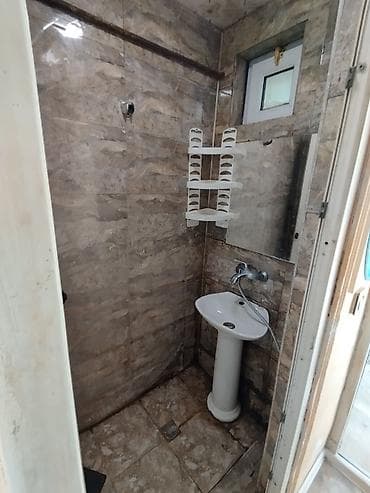 nəsimi rayonu kirayə evlər: Neftçilər metrosundan marşurutla 10 dəq məsafədə.Bakıxanov ticarət — 4