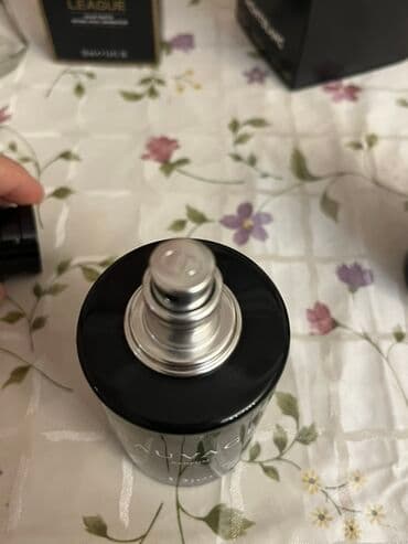 Müxtəlif brend kişi ətirləri seti Boş originaç flakonlar Şəkillərdə — 15