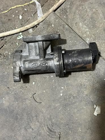 Hyundai/Kia EGR klapanı (egzoz qazlarının təkrar dövriyyə klapanı) -
