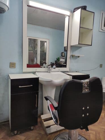 saç ustası: Qadın saç ustası tələb olunur, Yerin icarəsi, Təcrübəsiz — 1