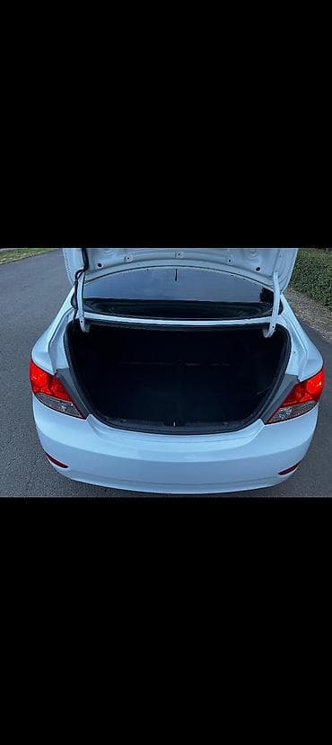 bmw e36 spoyler: Hyundai Accent: 1.4 l | 2012 il Sedan — 7