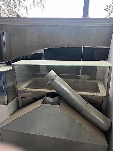 Soyuducu avadanlığı: Testoranı bağladığım üçün avadanlıqlar satılır. Təklif etdiklərim: - — 3