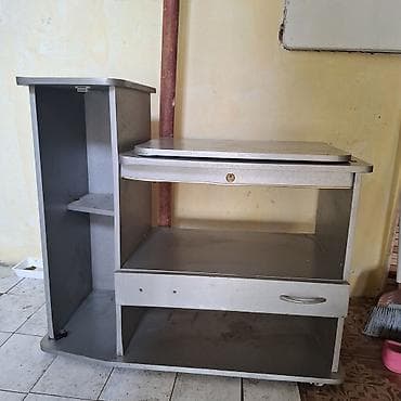 TV altlığı: İşlənmiş, Düz TV altlığı, Polkalı — 1