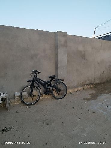 velik: Şəhər və yüngül off-road üçün dağ velosipedi - Rəng: qara, idman — 2