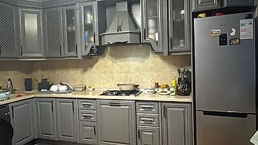 mebel vitrin: Endirim edildi. Mətbəx mebeli 500₼.Təcili evdən çıxmalıdır.Ölçü dəqiq — 1