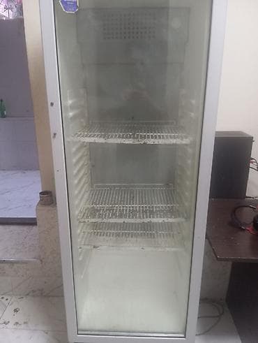Şüşə qapılı vitrin tipli soyuducu - Mağaza, kafe və ofislər üçün