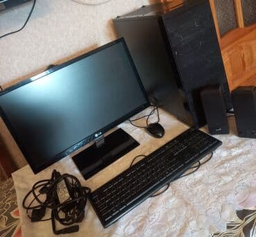 Masaüstü kompüter komplekti - Sistem bloku: qara korpus, ön paneldə lalafo.az -da Masaüstü kompüter komplekti - Sistem bloku: qara korpus, ön paneldə