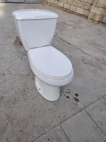 Məhsul: Birgə rezervuar və qablı döşəmə tipli unitaz Xüsusiyyətlər: -