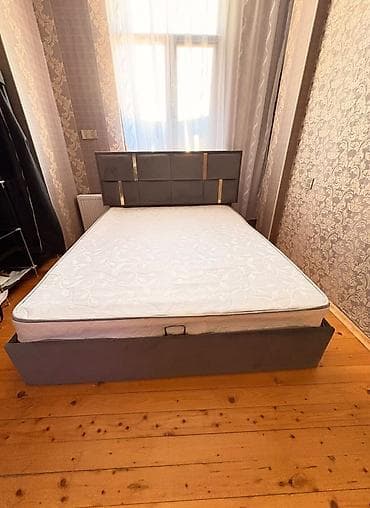 taxt satilir: 250 azn Taxt satilir Bazasi var 4 aydi alinim ölçü 160/2m Ünvan Hezi — 1