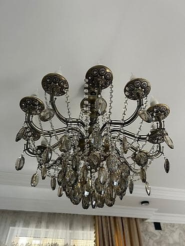 qedim kasa: Çılçıraq, 10 və daha çox lampa, Metal — 2