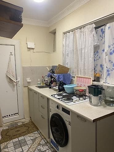 1 otaqli menzil satilir: 1 otaqlı, 23 kv. m, Yeni təmirli — 5