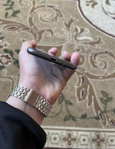 iphone 9: IPhone 8, 64 GB, Jet Black, Barmaq izi — 2