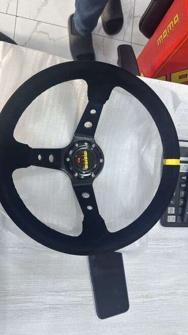 MOMO sükanları – idman üslubu və dəqiq idarəetmə üçün. Xüsusiyyətlər