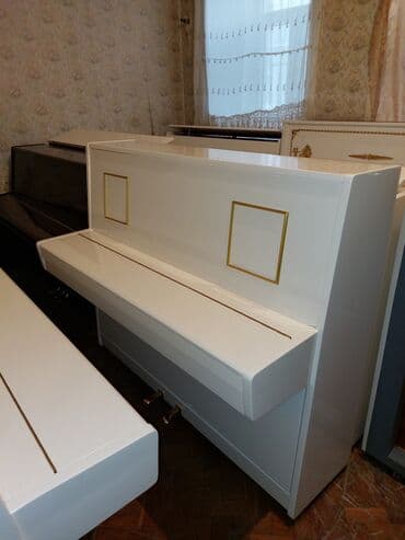 пианино беларусь: Pianino БЕЛАРУСЬ Rusiya stehsalı. Əla vəziyyədə. Köklənib kametondadı — 2