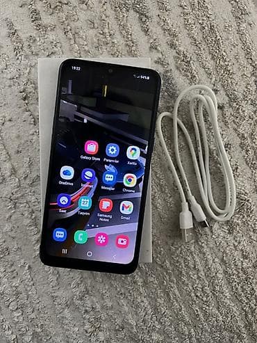 samsung telfonları: Samsung Galaxy A10s, 32 GB, rəng - Qara, Barmaq izi — 5