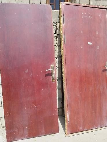 darvaza qapi: Taxta giriş/otaq qapıları - Material: taxta əsaslı (MDF/kontrplak — 1