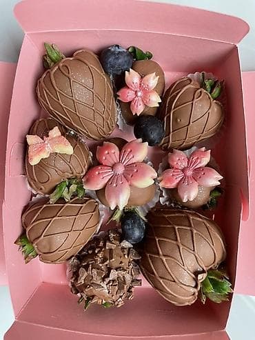 Südlü şokolad örtüklü giləmeyvə qutusu - Tərkib: bütöv təzə — 4