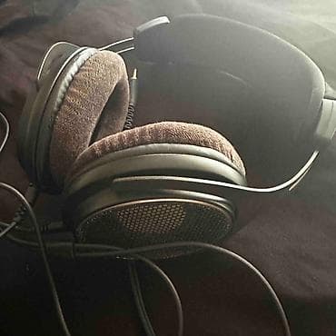 qulaqcıq iphone: Shure SRH1840 - Professional Open Back Headphones əla işlək — 2