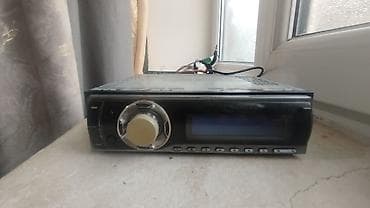 şit ustu monitor: Maqnitol, Pioneer, AUX — 6