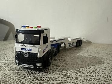 Uşaq oyuncağı – Polis treyleri olan yük maşını (S.W.A.T. temalı) -