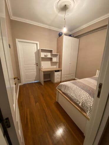 gencede 3 otaqli evlerin qiymeti: 3 otaqlı, Yeni tikili, m. Əhmədli, 65 kv. m — 4