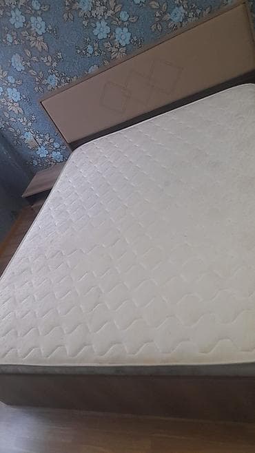 İşlənmiş, İkinəfərlik çarpayı, Bazalı, Matras ilə, Siyirməsiz