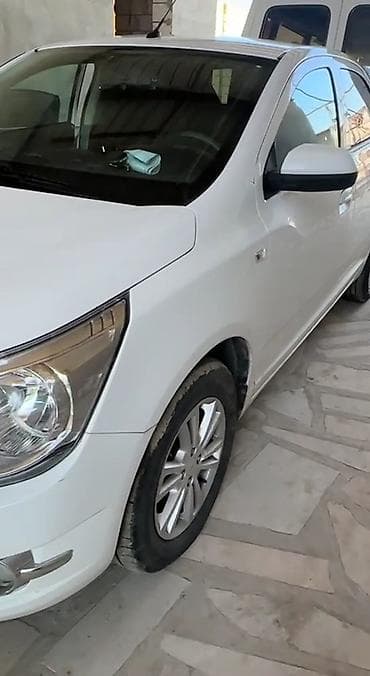 disk 14: Chevrolet Cobalt: 1.5 l | 2024 il 15935 km Sedan — 2