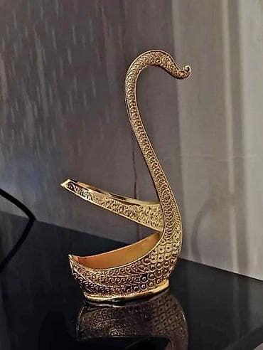 ipod плеер: SSSR.1970 ci il.
Təzə.Hamısı,Birlikdə. 
- — 2