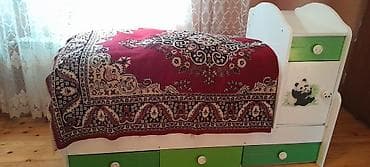 Oğlan və qız üçün, İşlənmiş, Dördbucaq, Beşik, Matras ilə, Yellənmə mexanizmi ilə