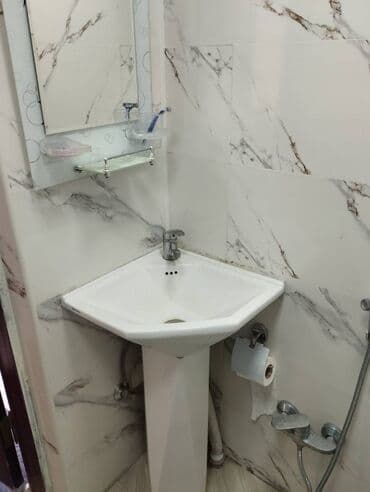 qara qarayev heyet evleri: 65 kv. m, 3 otaqlı — 5