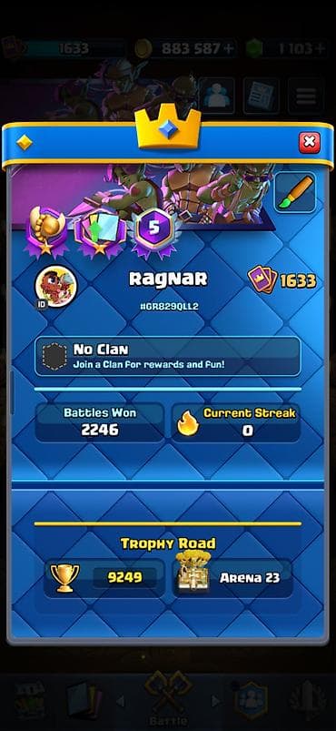 5 illik Clash Royale hesabıdır. Hesabda: • Bütün kartlar mövcuddur •