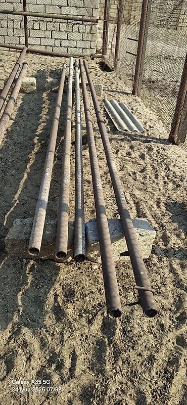 Metal borular: Sovet dəmir boruları (trubalar) satılır Müxtəlif tikinti və istehsal — 3