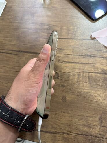 14 pro max 2 ci el: IPhone 14 Pro Max, 256 GB, Matte Silver, Zəmanət — 2