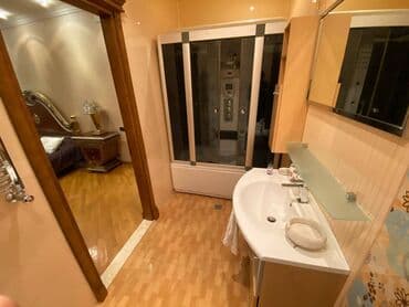 lənd kuruzer ucun led işıq lupası hardan tapmaq olar: 5 otaqlı, Yeni tikili, m. 28 may, 191 kv. m — 23