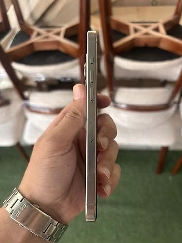 redmi note 12 pro: IPhone 15 Pro Max, Natural Titanium, Face ID — 5
